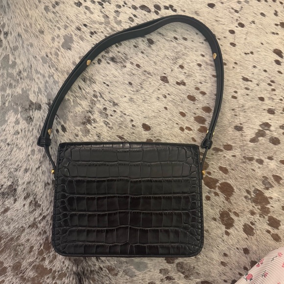 Tory Burch Croc Embossed Robinson Shoulder Bag - Picture 2 of 3